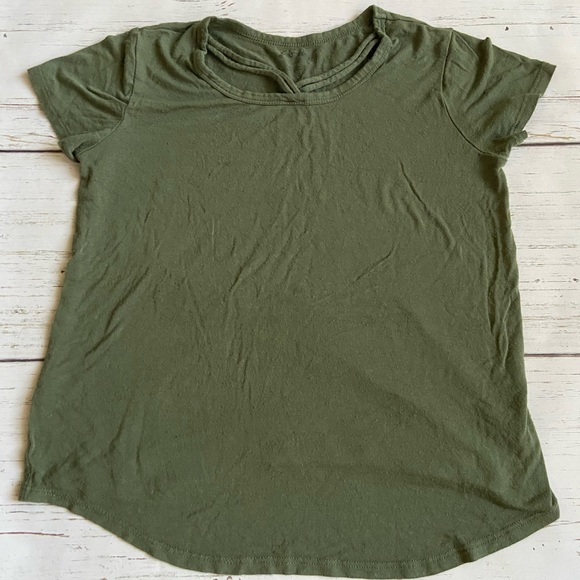 light green relaxed fit tee! - Picture 2 of 2